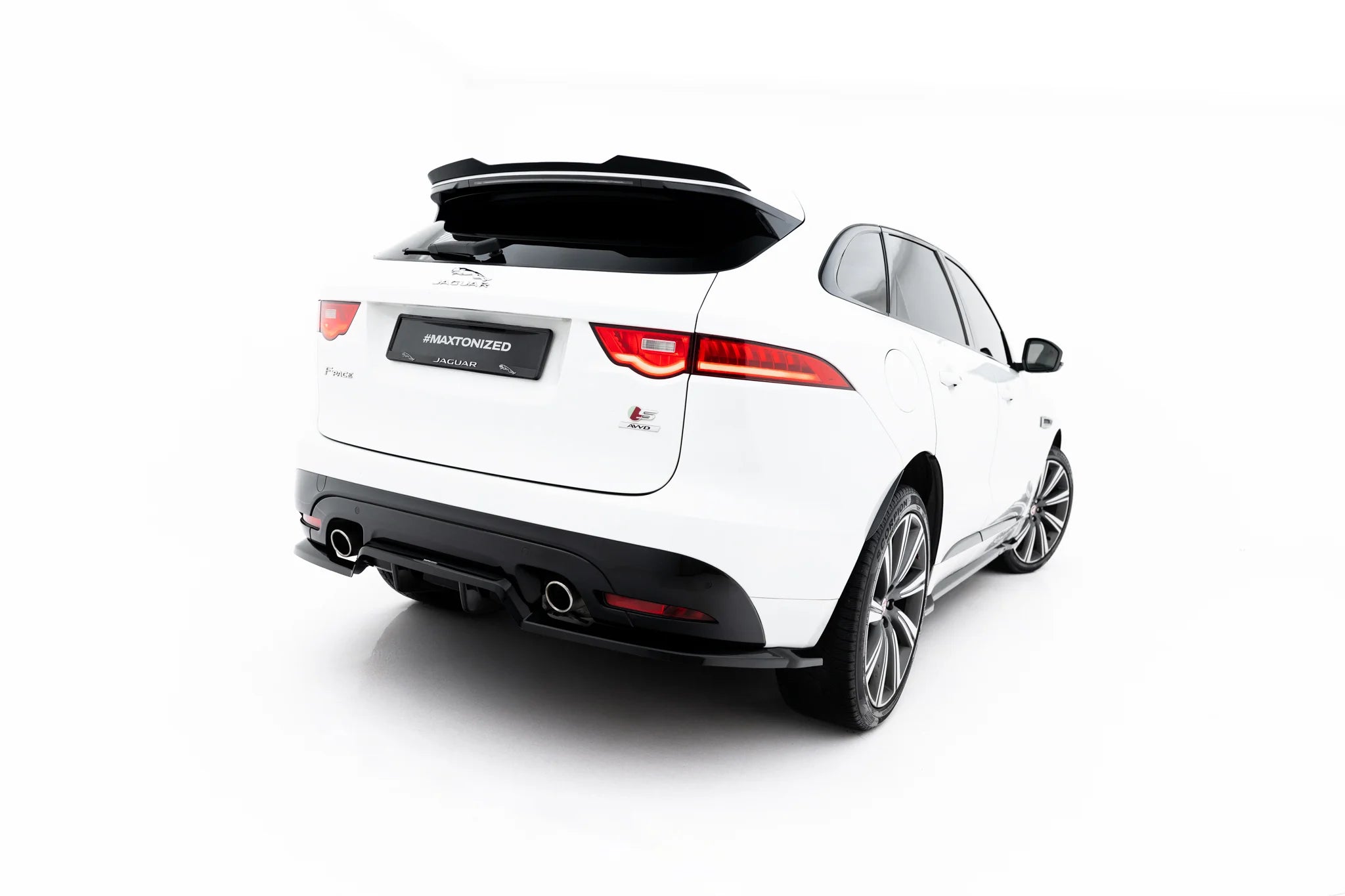 Rear splitter (with vertical bars) jaguar f-pace s x761