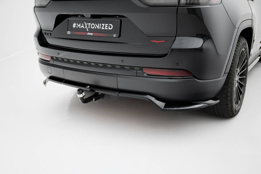 Takaosaston (pystysuorien tankojen kanssa) Jeep Grand Cherokee Trailhawk MK5