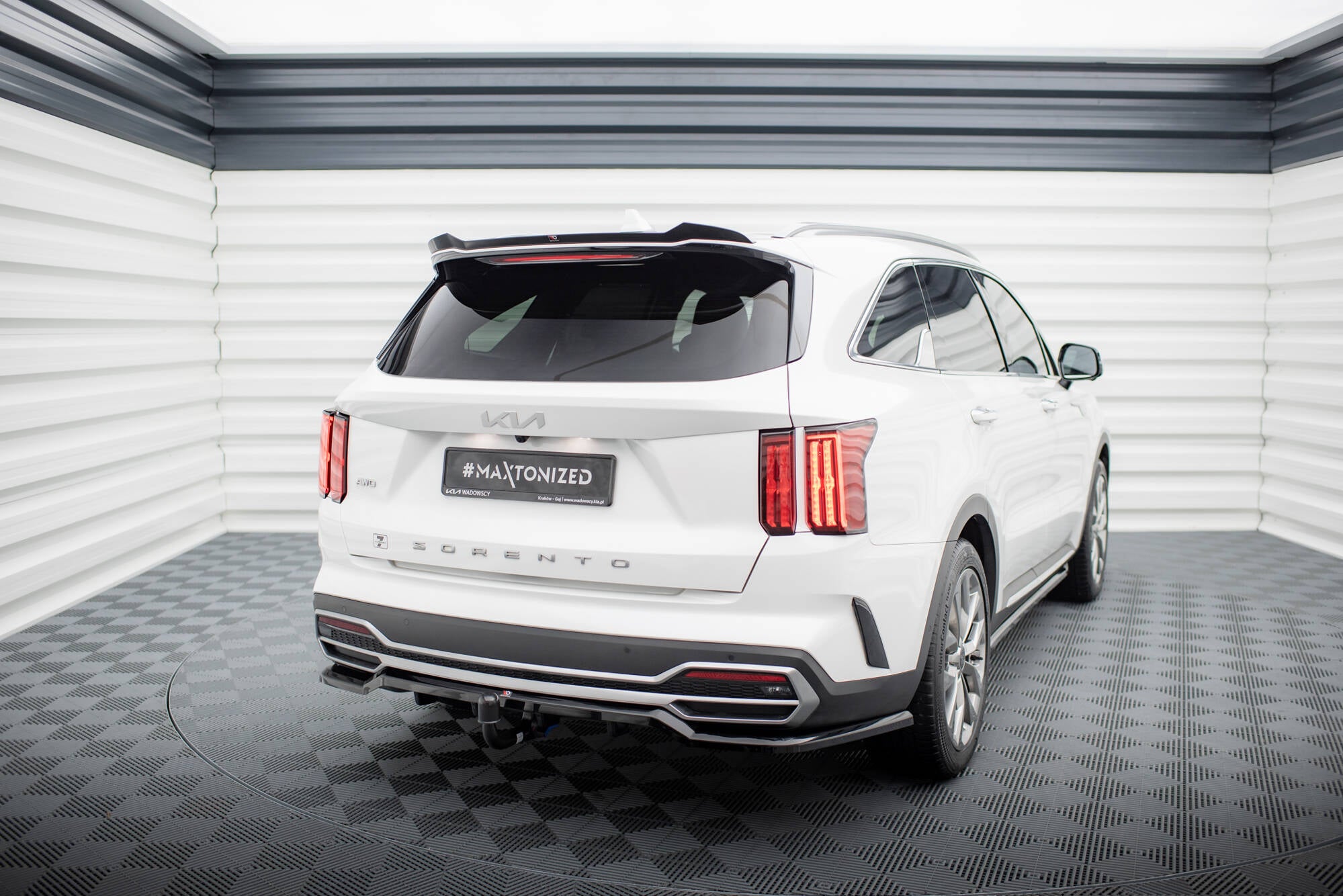 Rear splitter (with vertical bars) kia sorento mk4