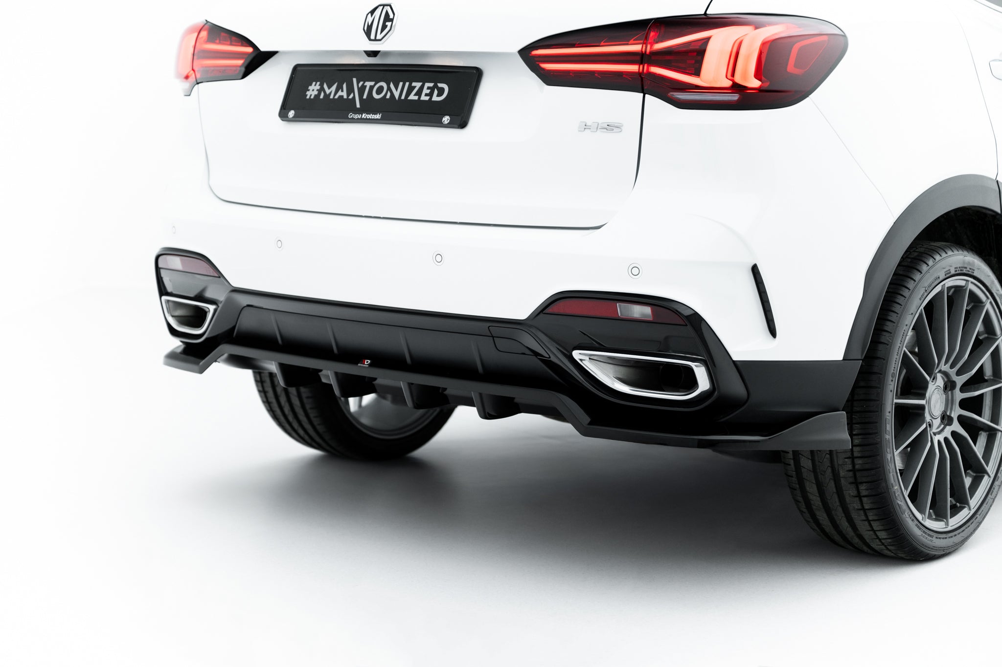 Rear splitter (with vertical bars) mg hs mk1 facelift