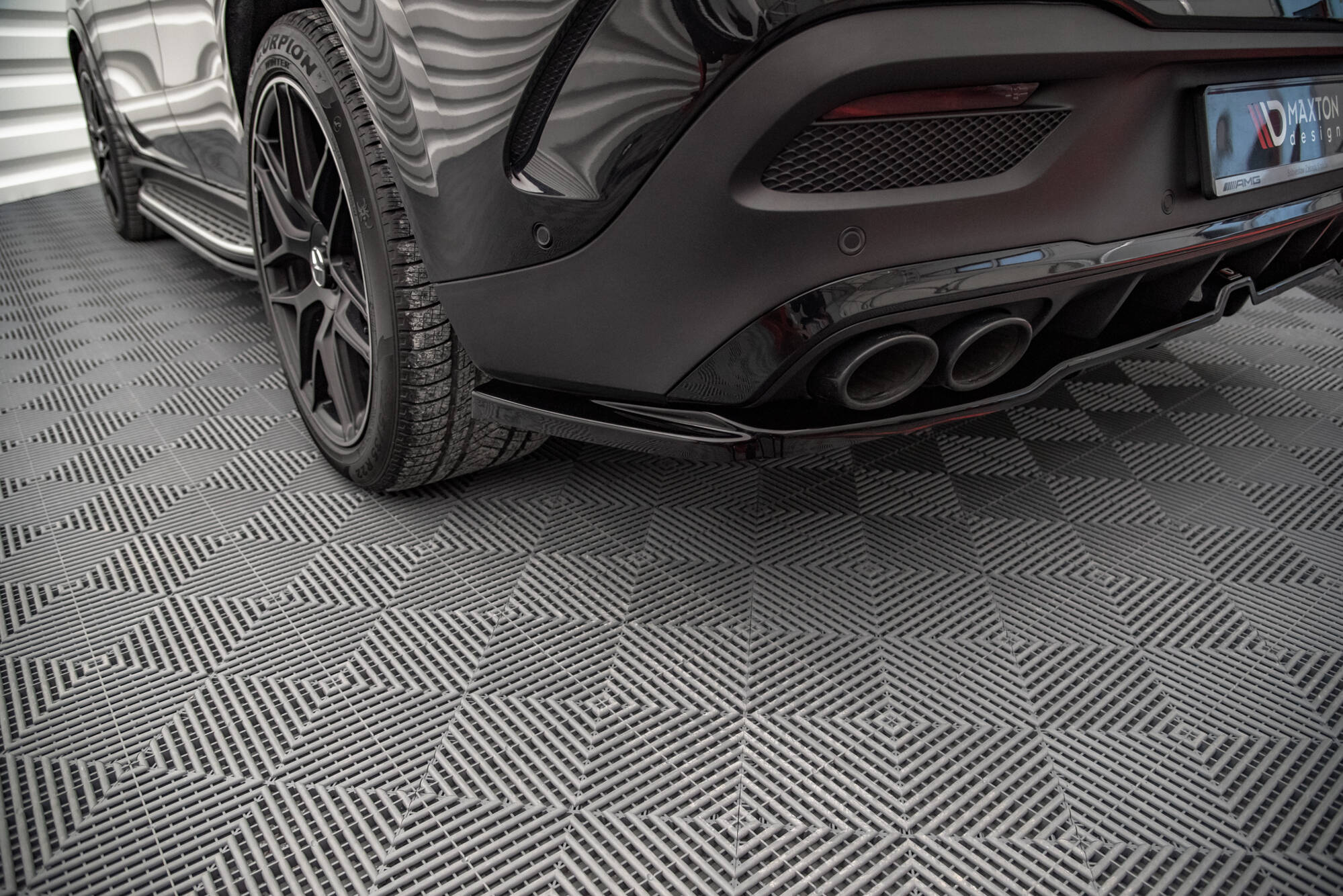 Rear splitter (with vertical bars) mercedes-amg gle 53 coupe c167 / c167 facelift