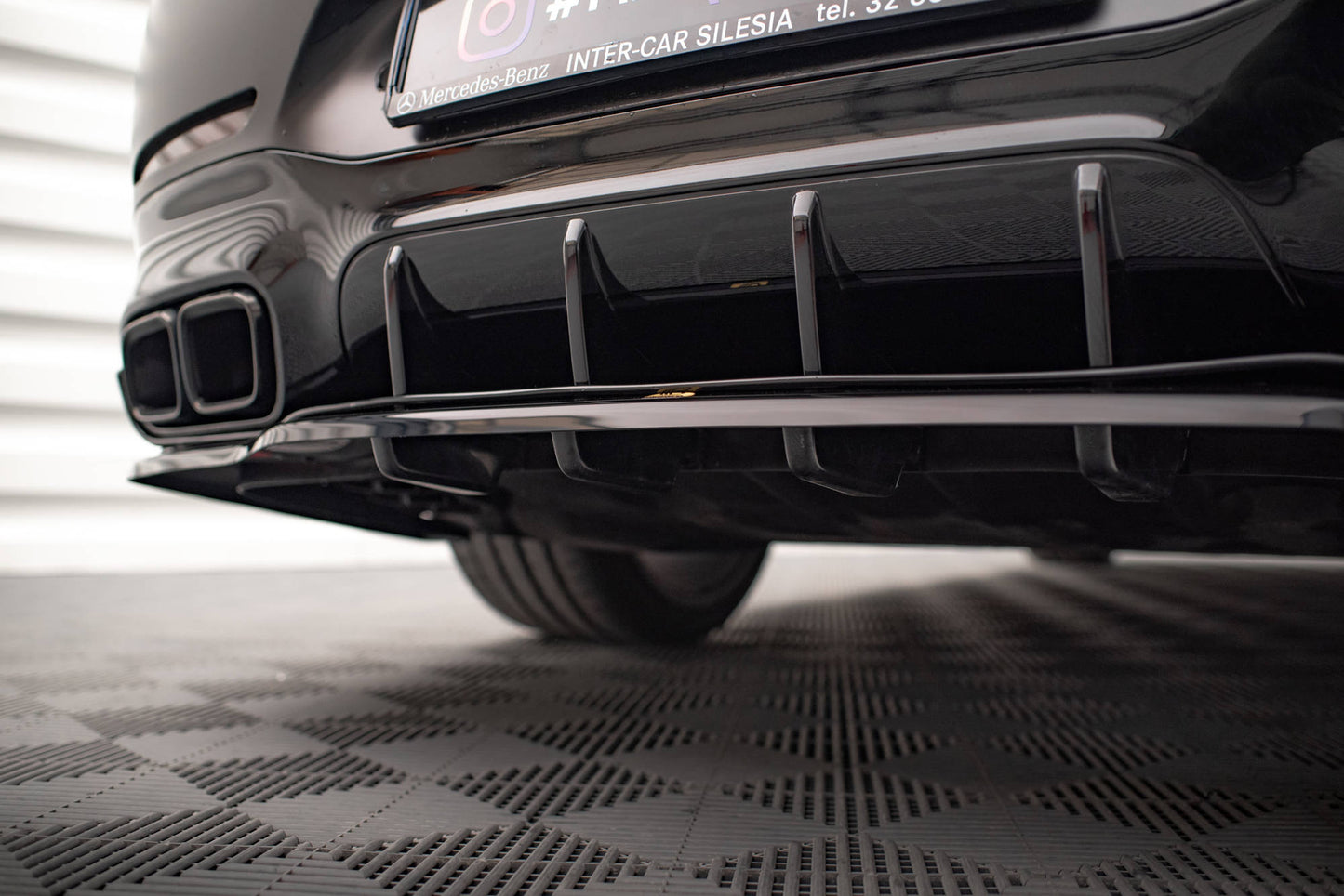 Bageste splitter (med lodrette stænger) Mercedes-AMG GT 63S 4-dørs coupe aero