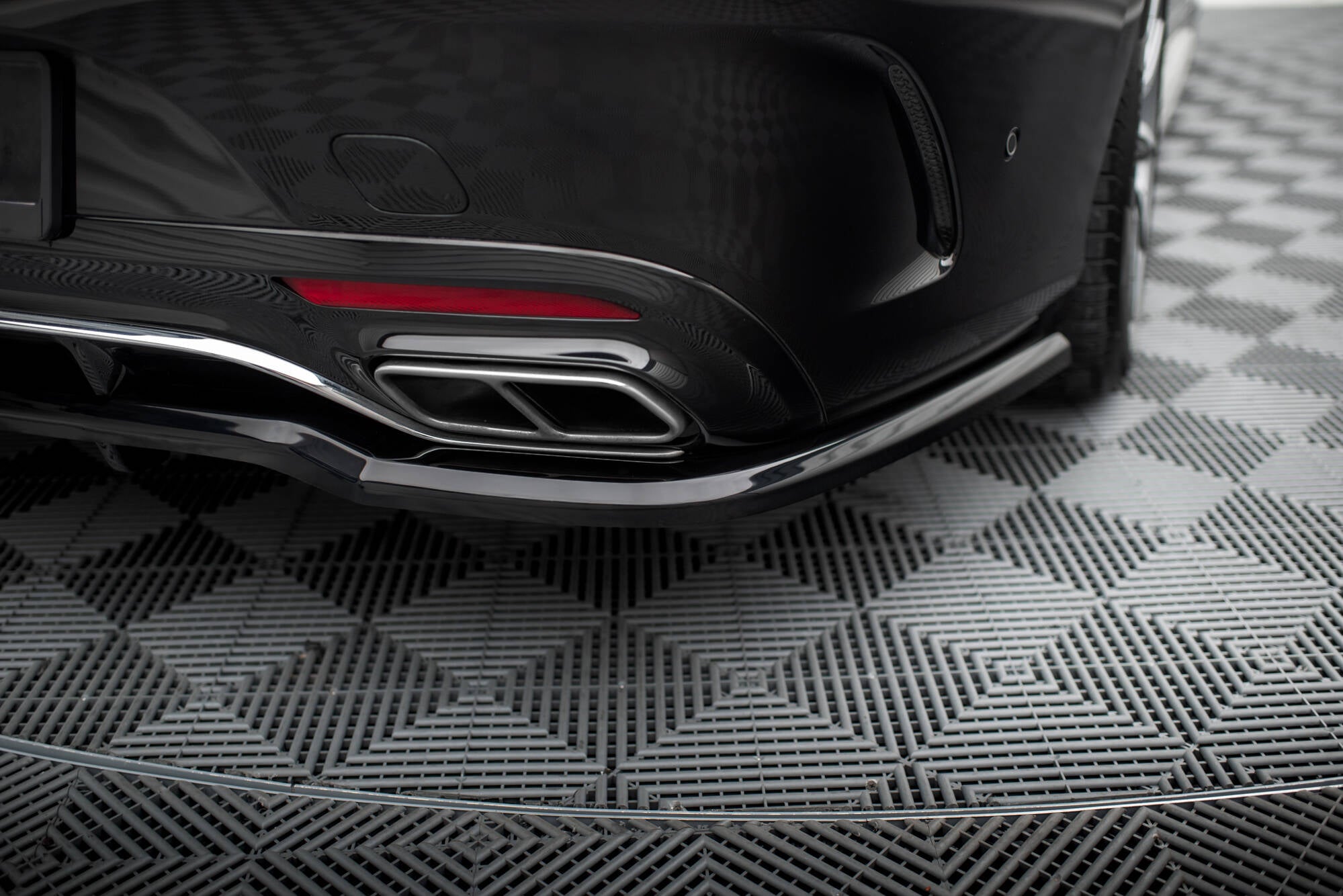Rear splitter (with vertical bars) mercedes-benz s coupe amg-line c217 facelift