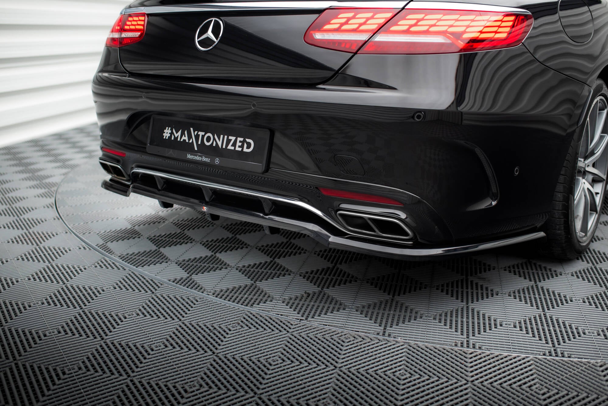 Rear splitter (with vertical bars) mercedes-benz s coupe amg-line c217 facelift