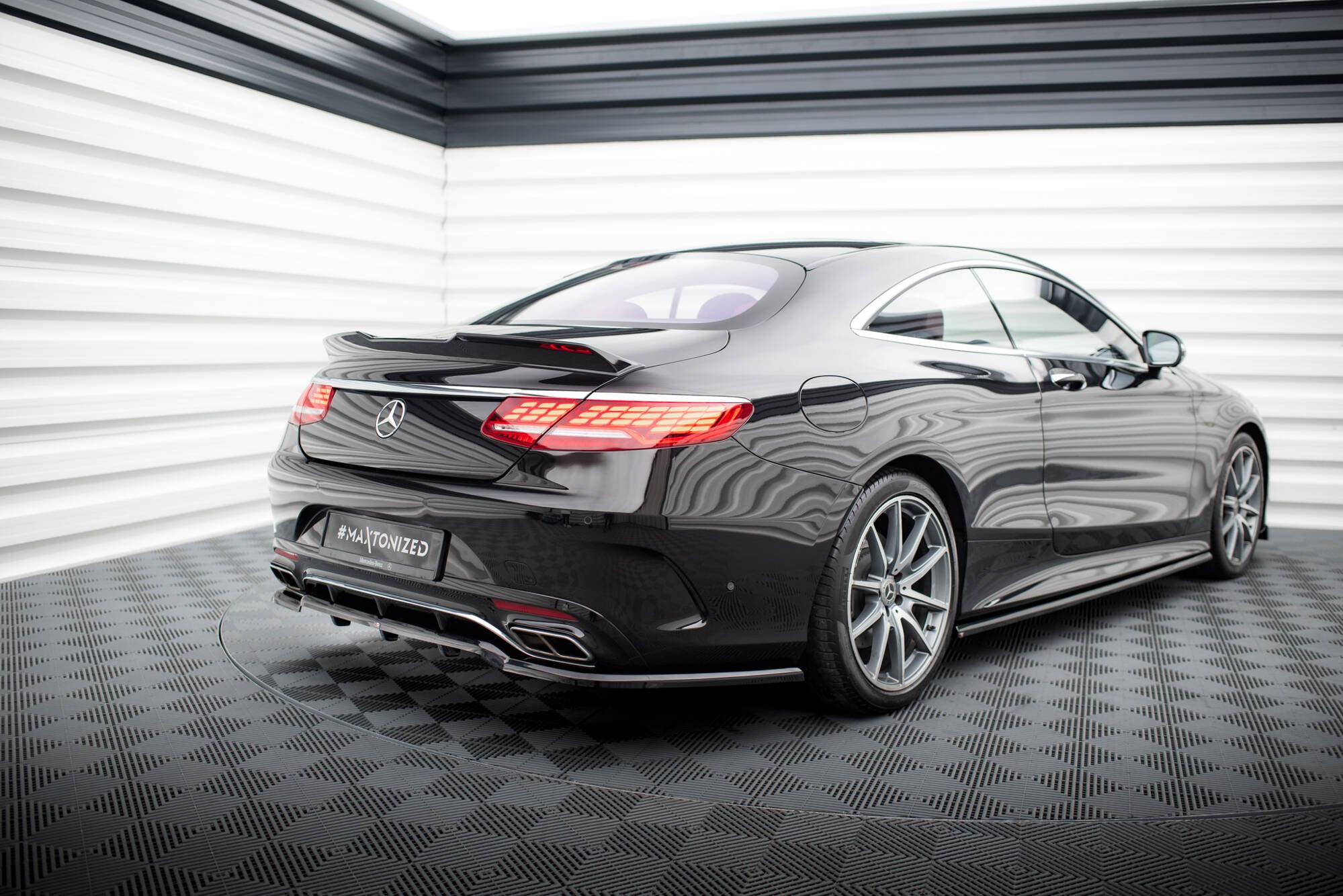 Rear splitter (with vertical bars) mercedes-benz s coupe amg-line c217 facelift