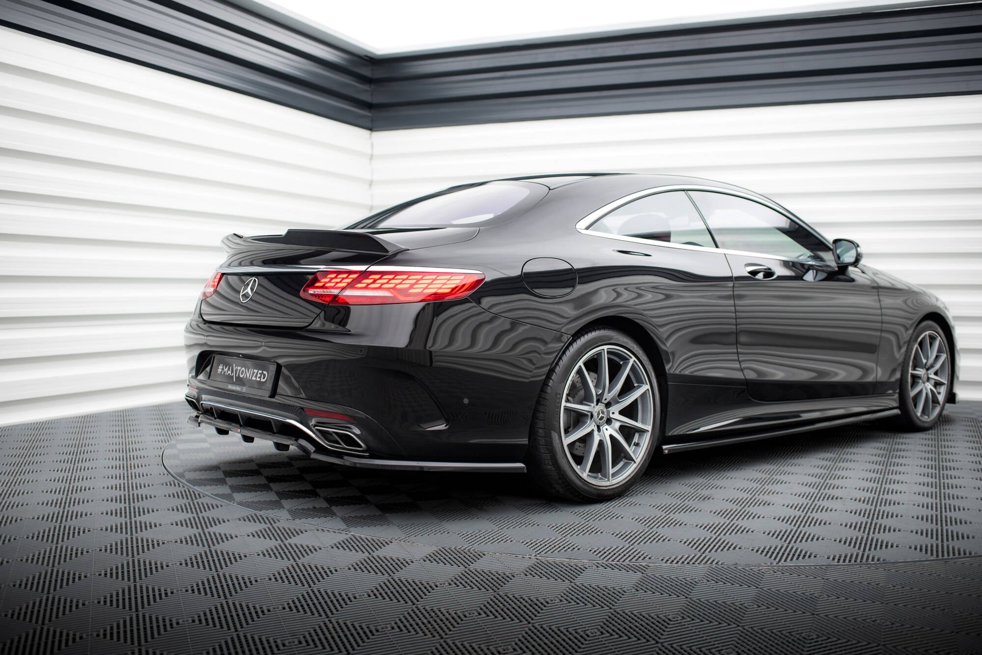 Rear splitter (with vertical bars) mercedes-benz s coupe amg-line c217 facelift