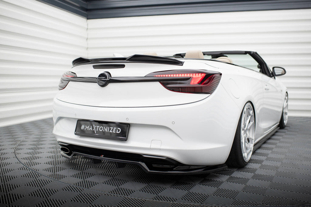Takaosaston (pystysuorilla tankojen kanssa) Opel Cascada