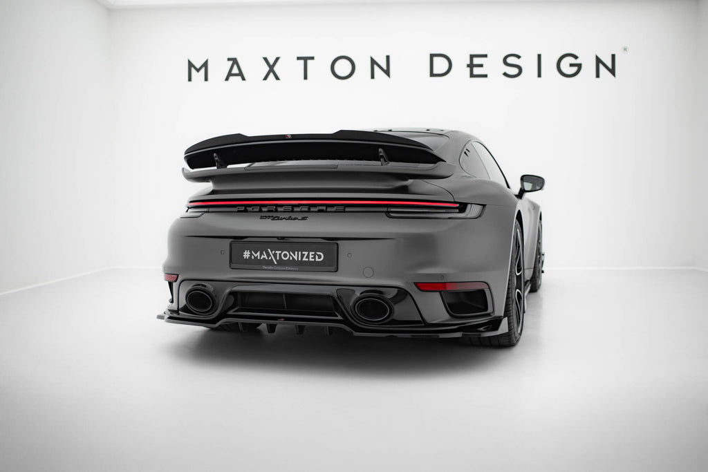 Rear splitter (with vertical bars) porsche 911 turbo s sport package 992