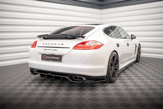 Rear splitter (with vertical bars) porsche panamera turbo 970