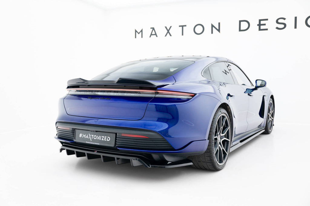 Takasplitteri (pystypalkkien kanssa) Porsche Taycan Turbo S mk1