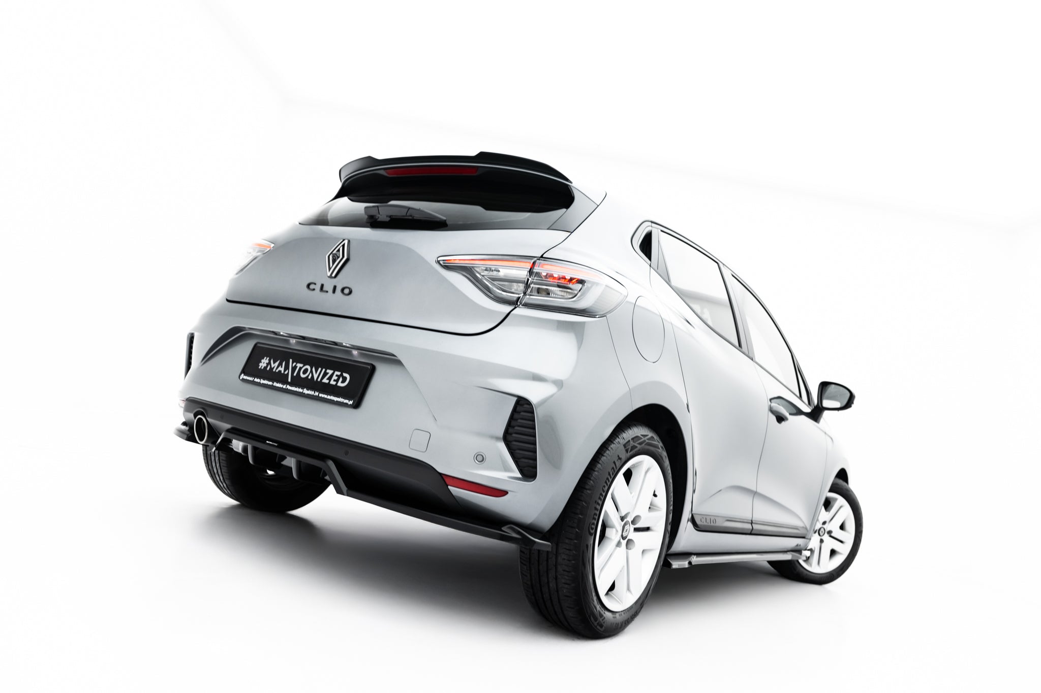 Takasplitteri (pystypalkkien kanssa) Renault Clio mk5 facelift