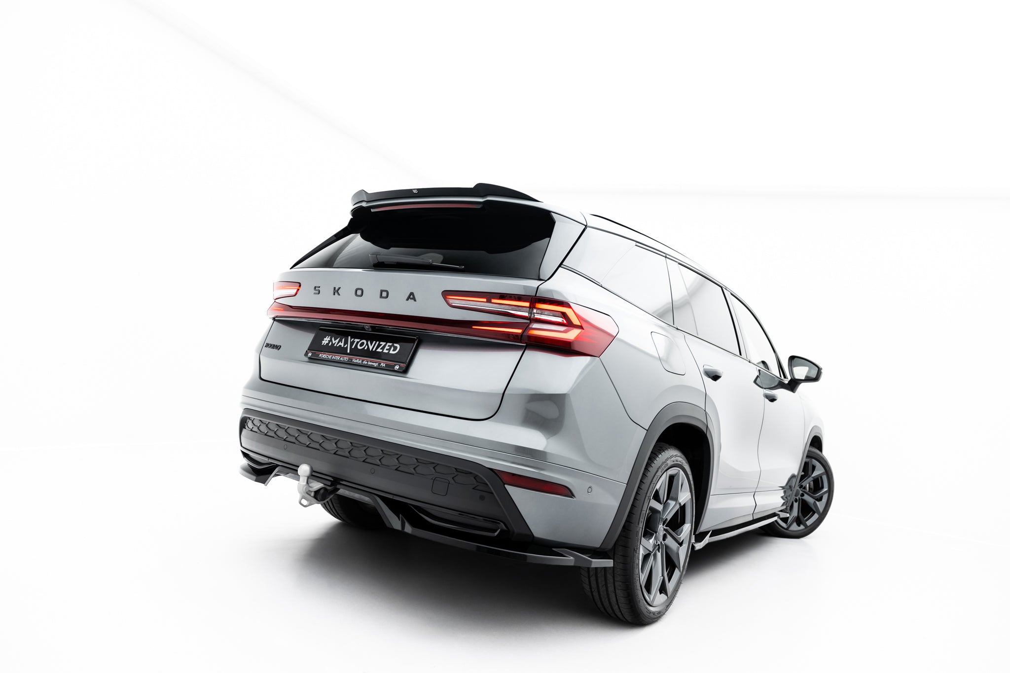Takasplitteri (pystypalkkien kanssa) Skoda Kodiaq Sportline mk2