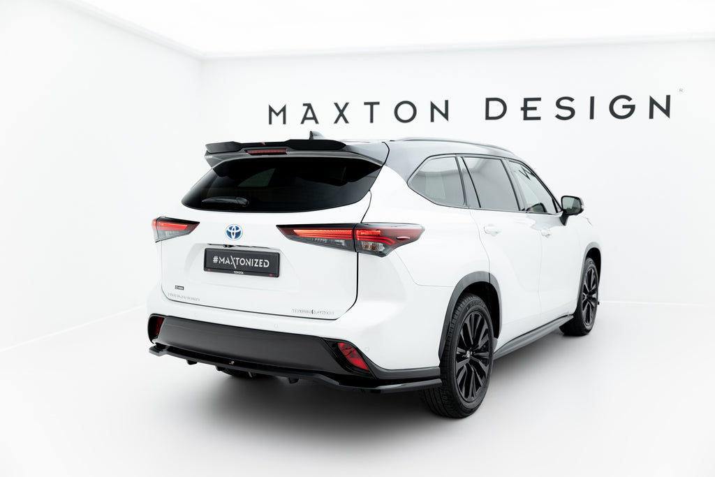Rear splitter (with vertical bars) toyota highlander mk4