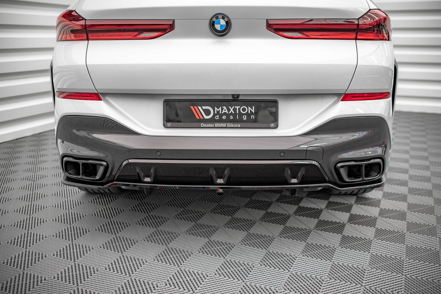 Rear splitter (with vertical bars) v.1 bmw x6 m-pack g06