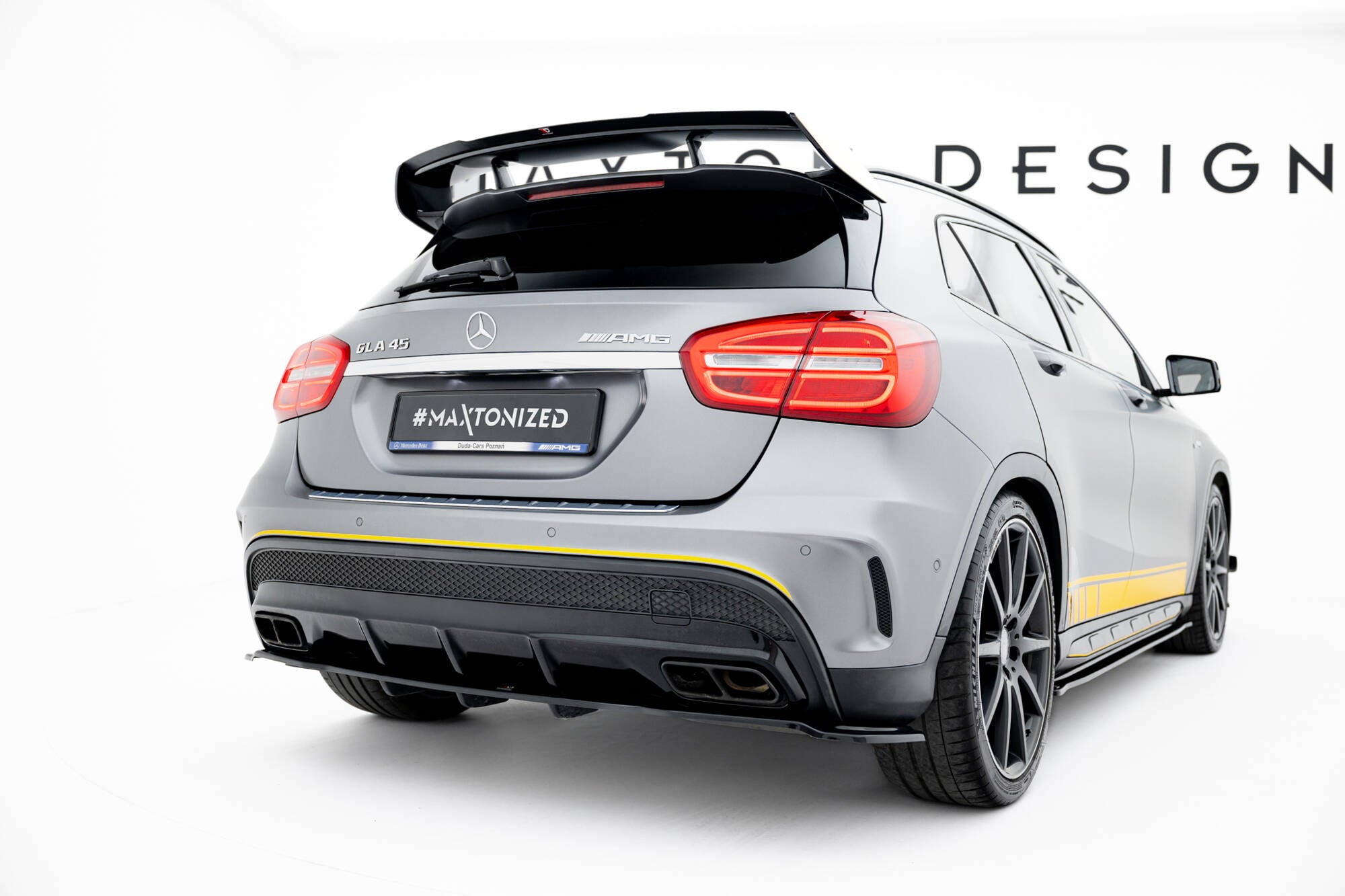 Rear splitter (with vertical bars) v.1 mercedes-benz gla 45 amg