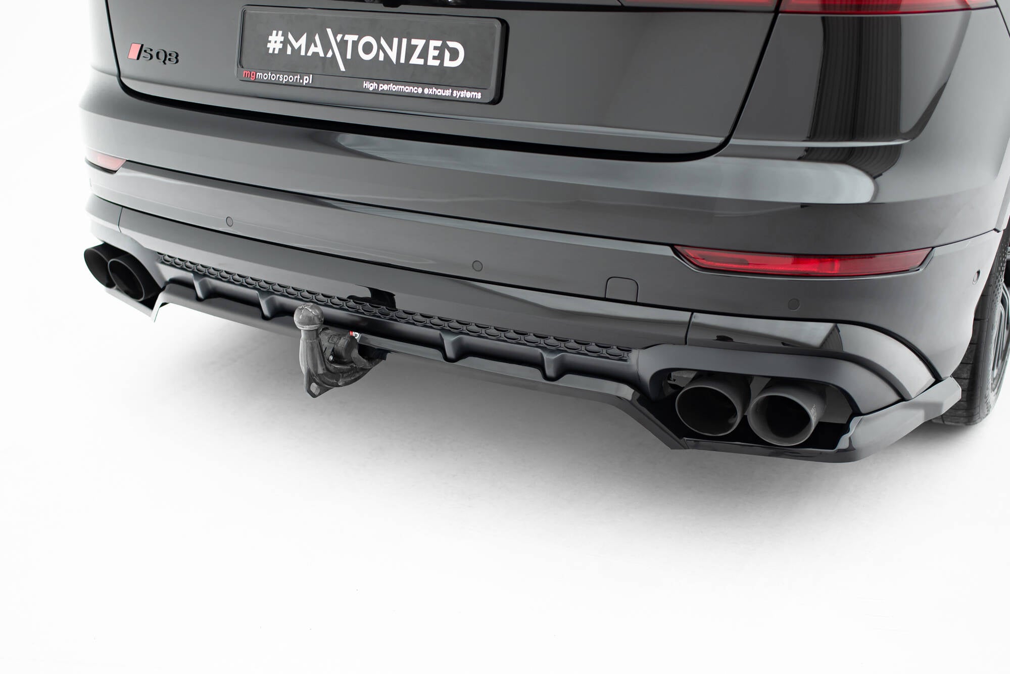 Bageste splitter (med lodrette stænger) v.2 Audi SQ8 / Q8 S-line MK1 ansigtsløftning
