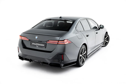 Rear splitter (with vertical bars) v.2 bmw 5 / i5 m-pack sedan / touring g60 / g61