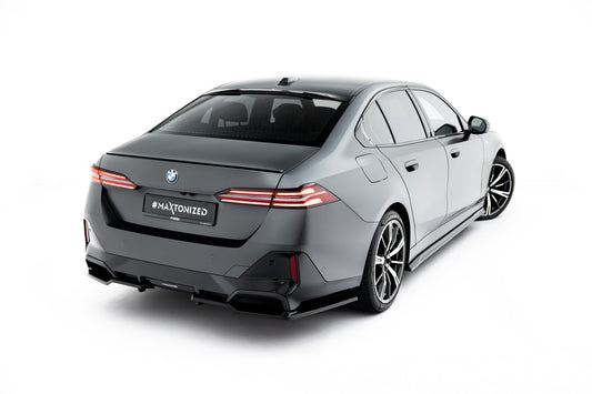 Rear splitter (with vertical bars) v.2 bmw 5 / i5 m-pack sedan / touring g60 / g61