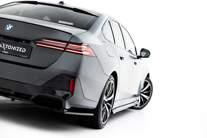 Rear splitter (with vertical bars) v.2 bmw 5 / i5 m-pack sedan / touring g60 / g61