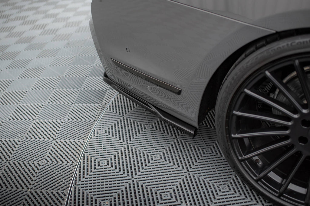 Bageste splitter (med lodrette stænger) v.2 BMW 7 m-pack G11 / G12 ansigtsløftning
