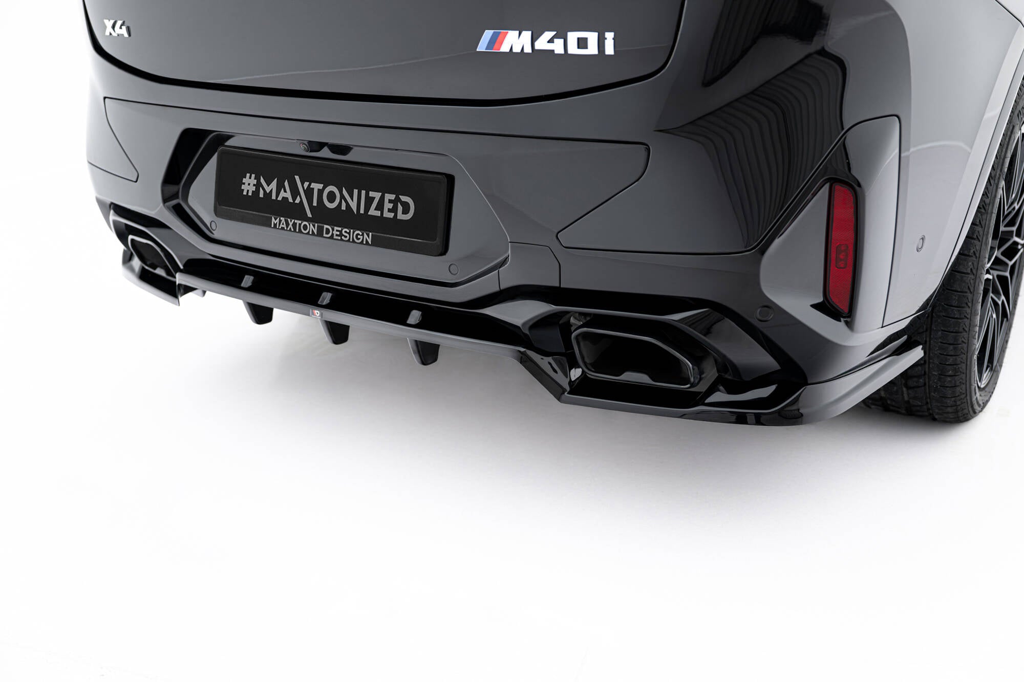 Takaosasteet (pystysuorilla tankoilla) v.2 BMW x4 m-pakkaus G02 kasvojenkorotus