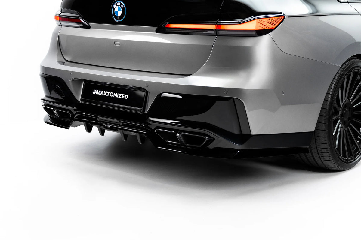 Rear splitter (with vertical bars) v.2 suitable for bmw m760e g70