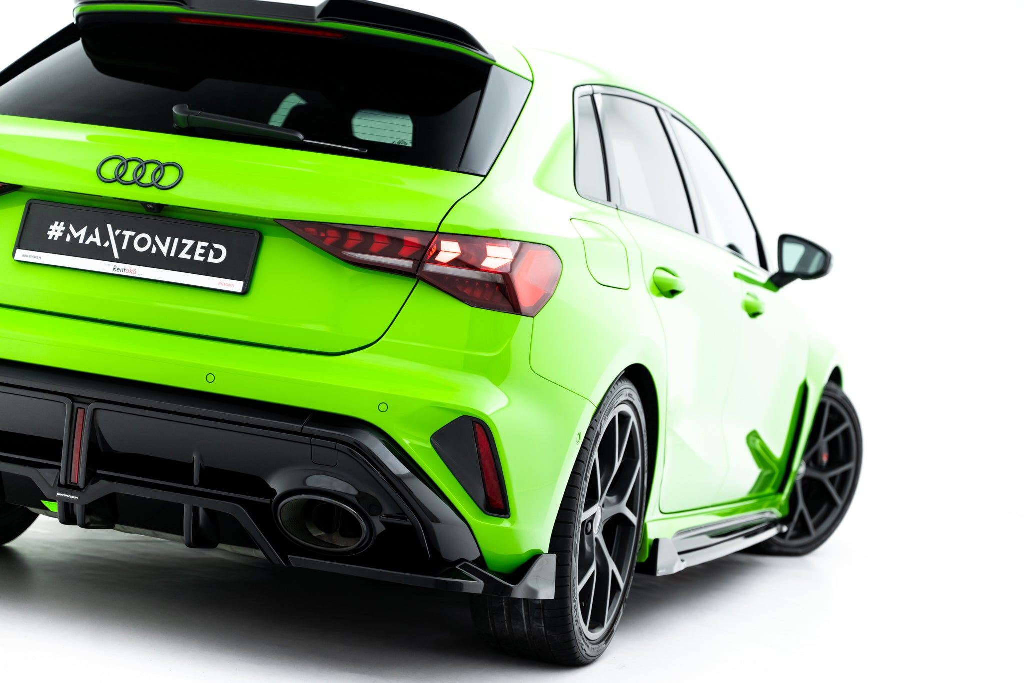 Rear splitter (with vertical bars) v.3 audi rs3 sportback 8y facelift