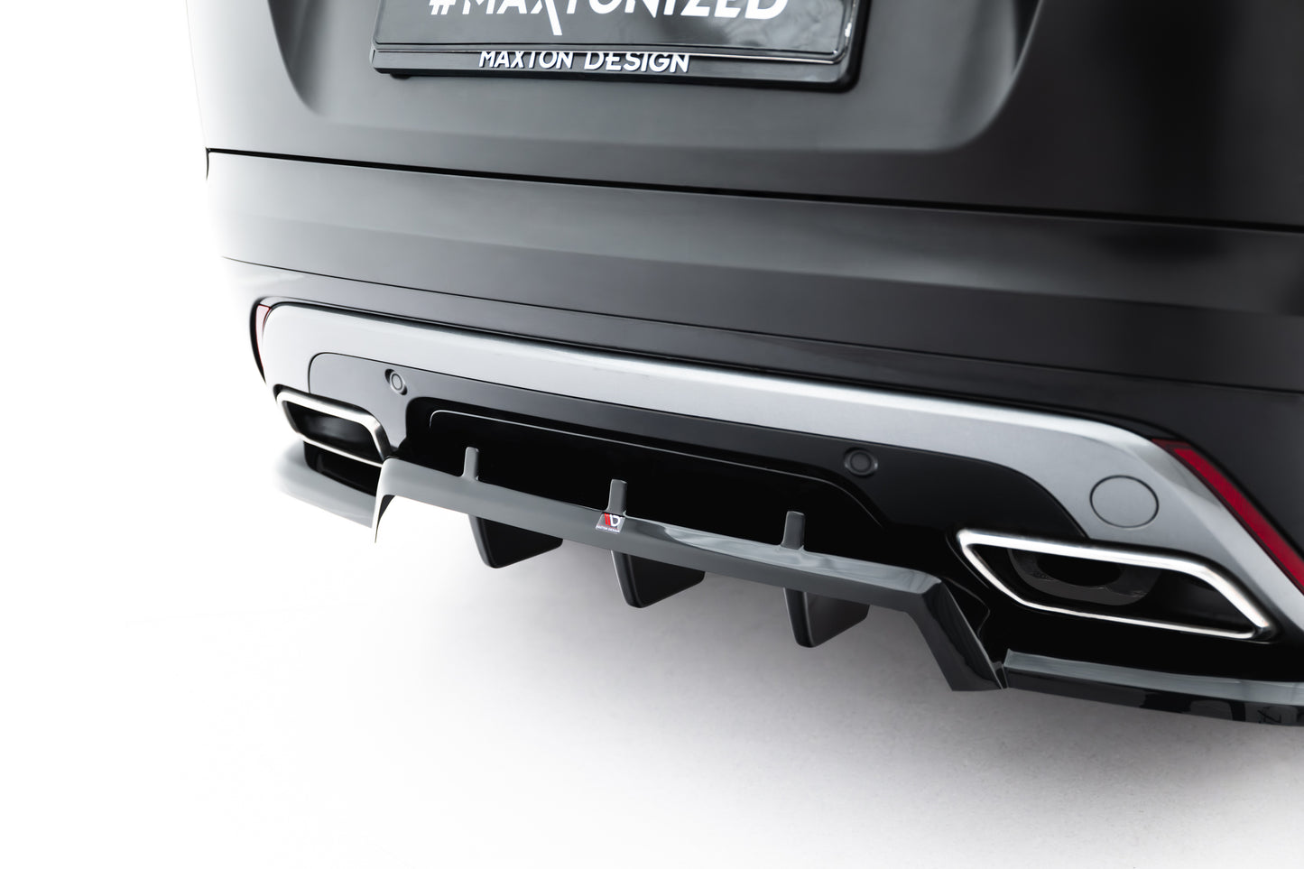 Rear splitter (with vertical bars) v.3 land rover range rover velar r-dynamic mk1