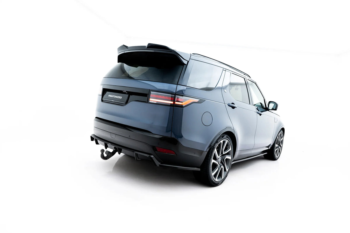 Rear splitter (with vertical bars) suitable for land rover discovery hse mk5 facelift
