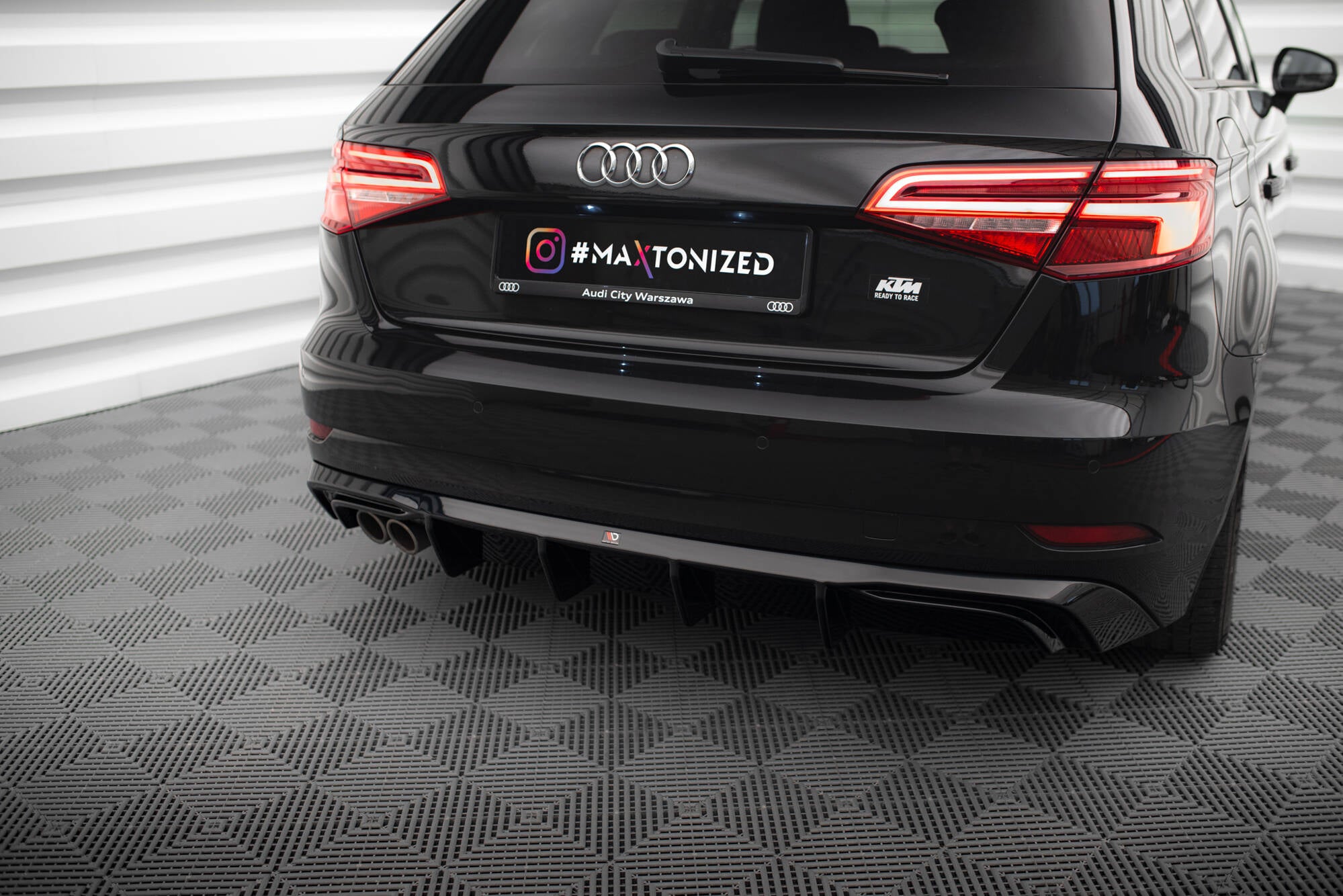 Bagerste Valance Audi A3 Sportback 8v ansigtsløftning (version med dobbelt udstødning)