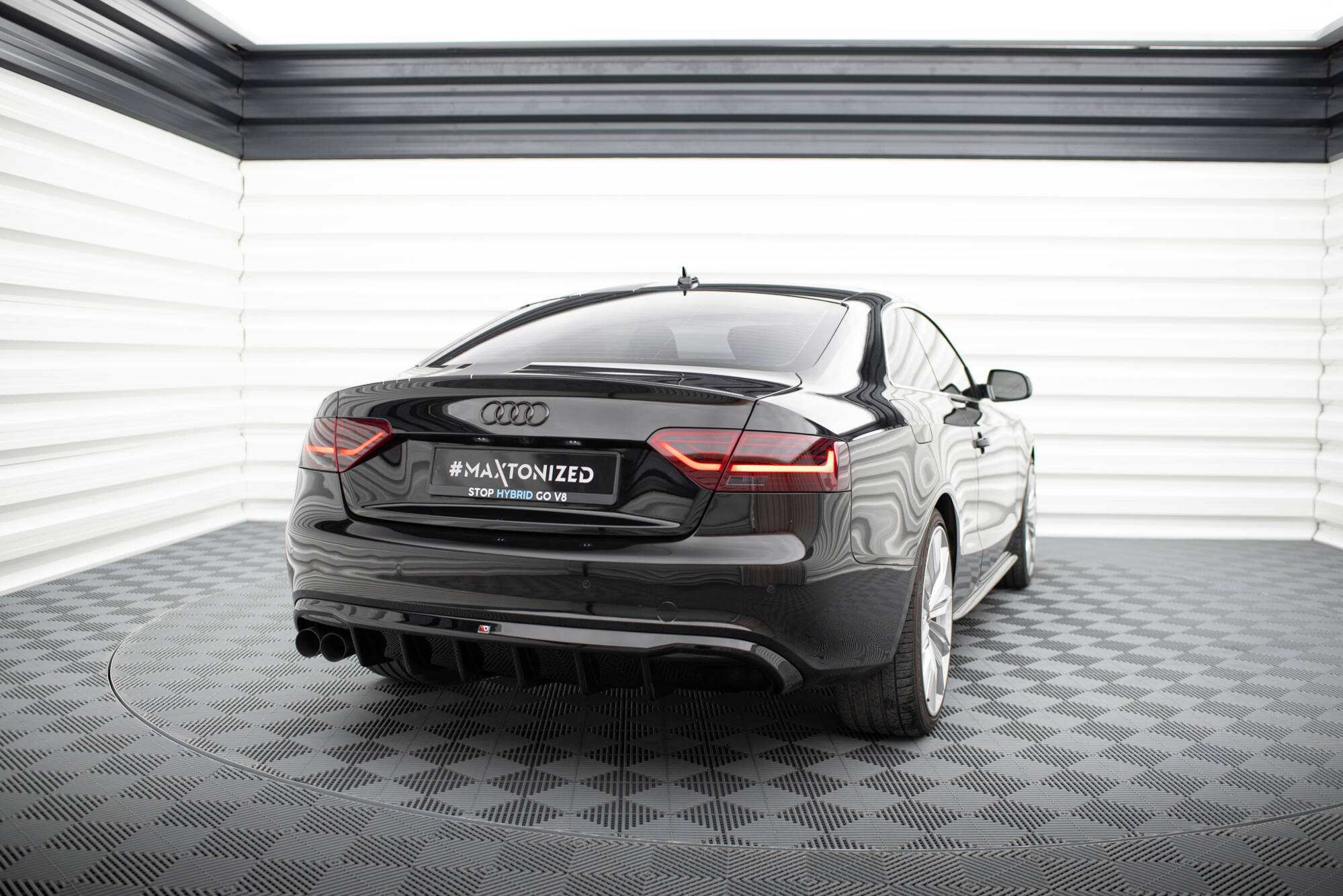 Bagerste Valance Audi A5 Coupe / Cabrio S-Line 8T (enkelt side dobbelt udstødningsversion)