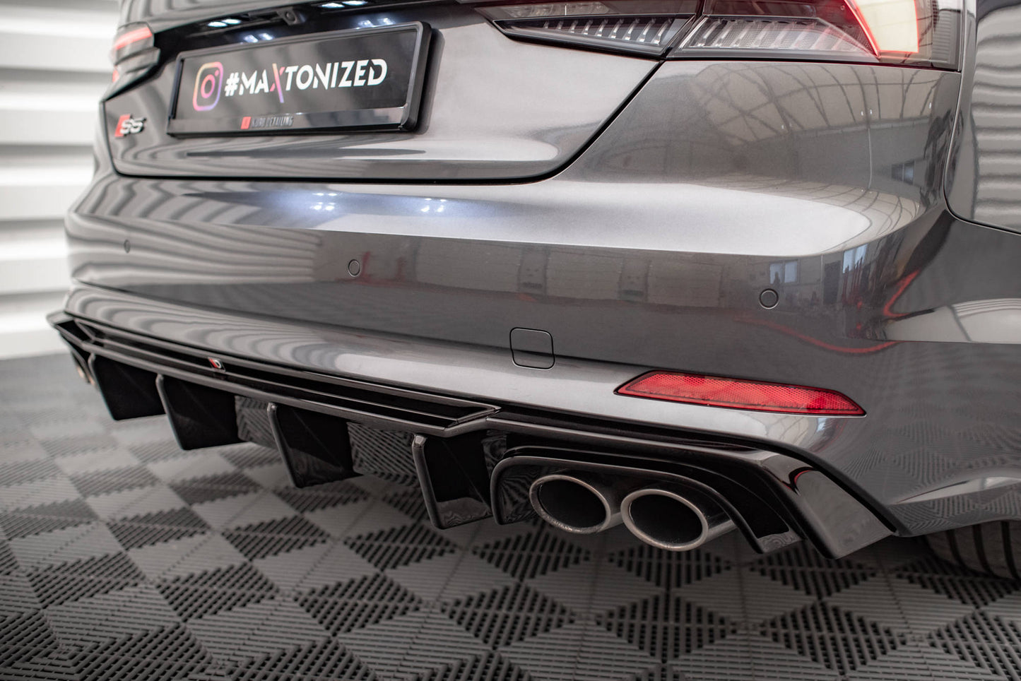 Rear valance audi s5 f5 coupe / sportback