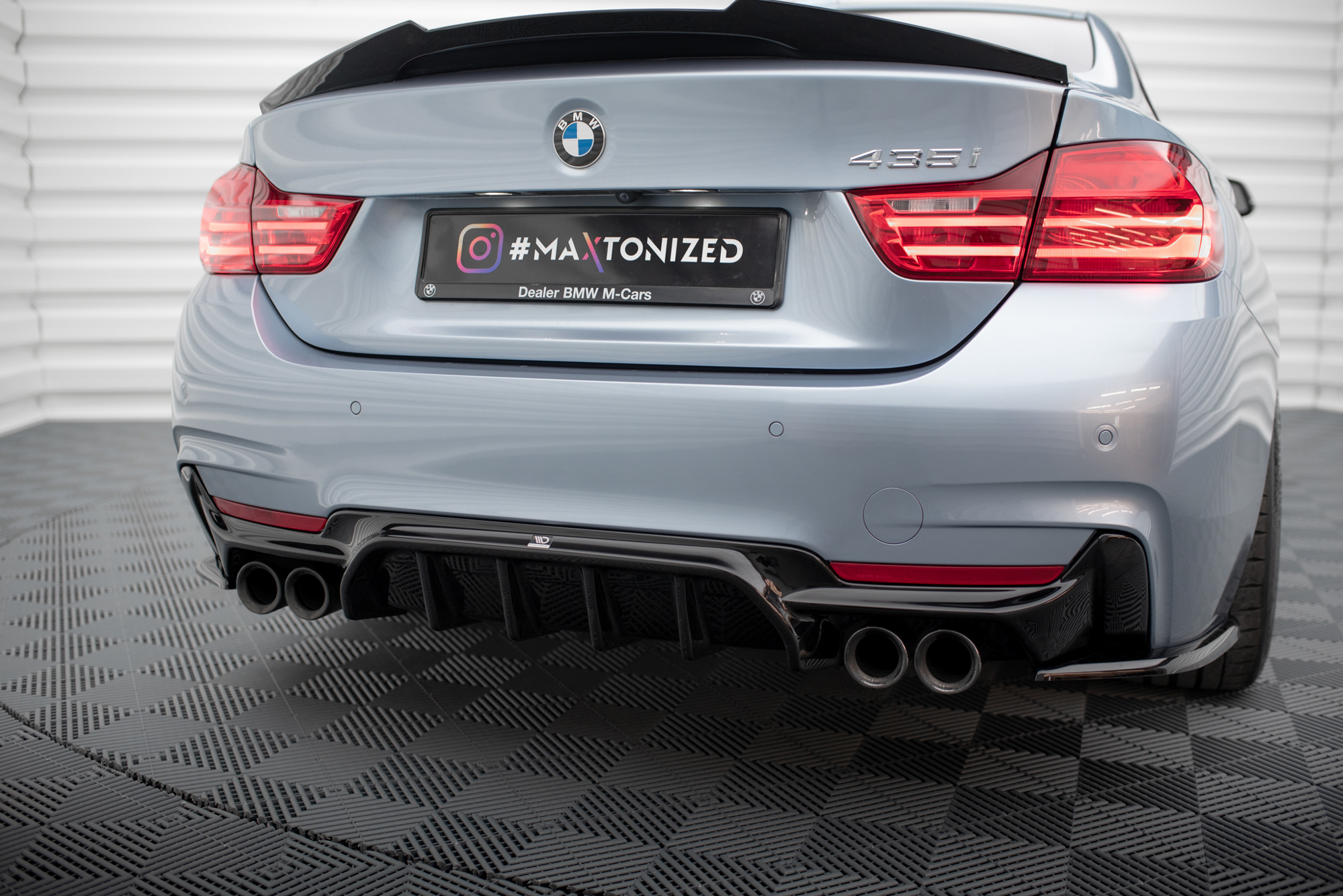 Takavalance BMW 4 Coupe / Gran Coupe / Cabrio M-Pack F32 / F36 / F33 (versio, jossa on kaksi pakokaasua molemmin puolin)