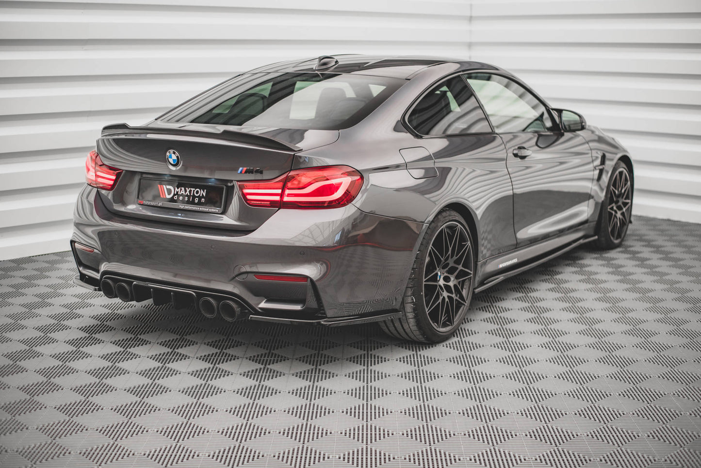 Rear valance bmw m4 f82