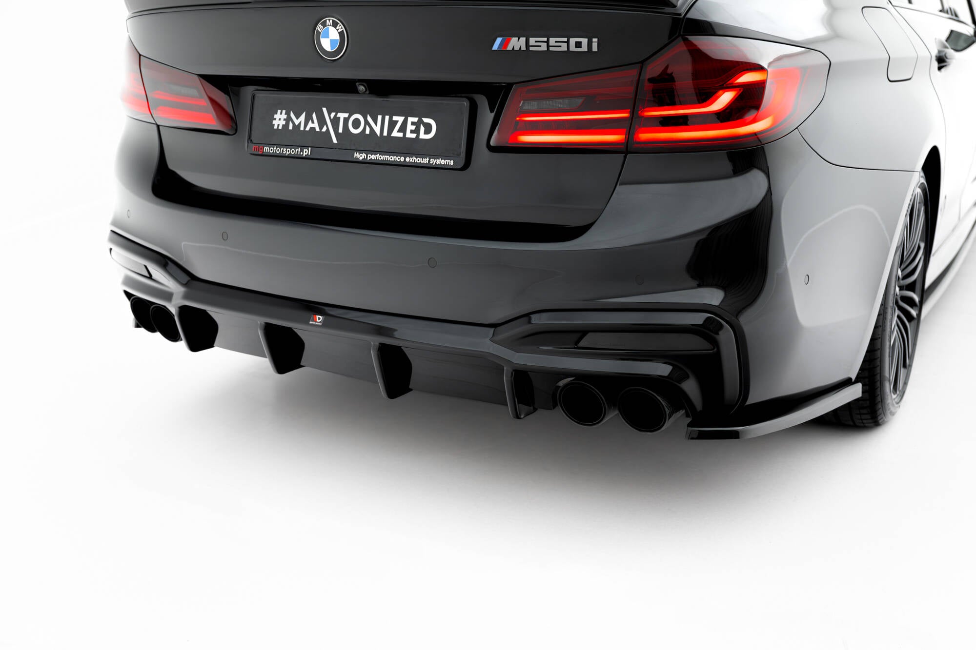 Takahelma bmw m550i / 5 m-paketti sedan / touring g30 / g31