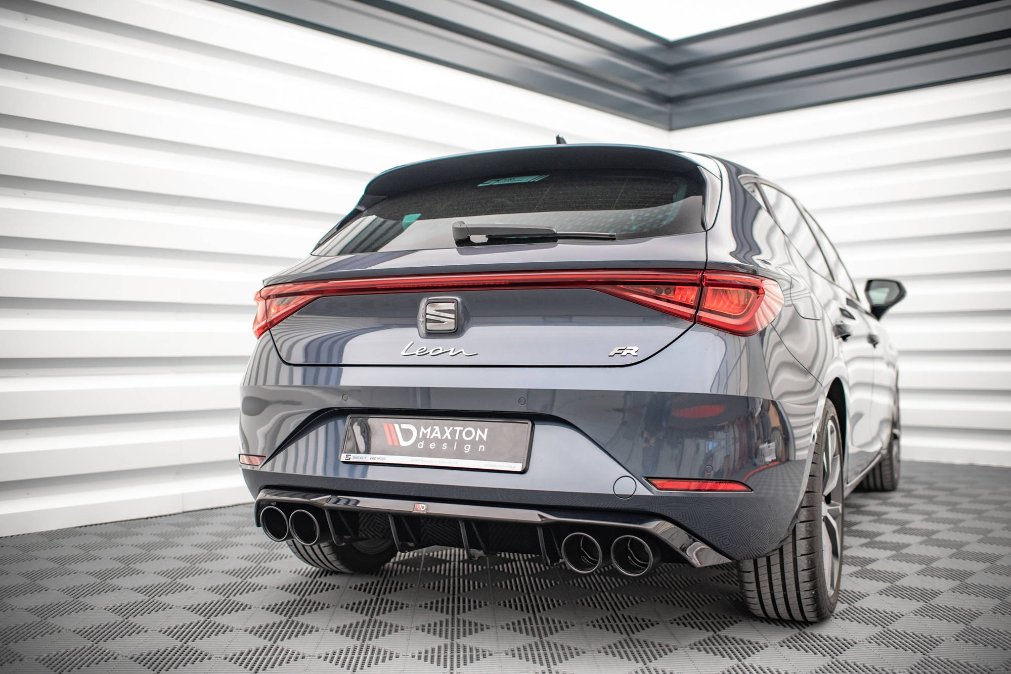 Takavalance + pakokaasu päät Seat Leon Fr Leathback Mk4