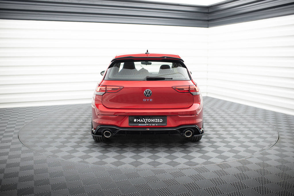 Takavalance + pakokaasupäät Volkswagen Golf GTE / R-Line MK8 / MK8 FaceLift