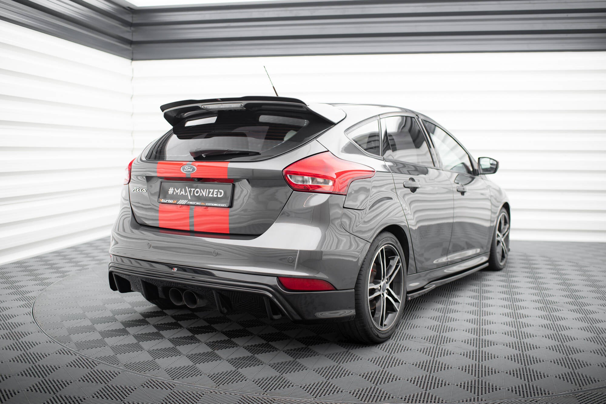 Rear valance ford focus st mk3 fl (rs-look)