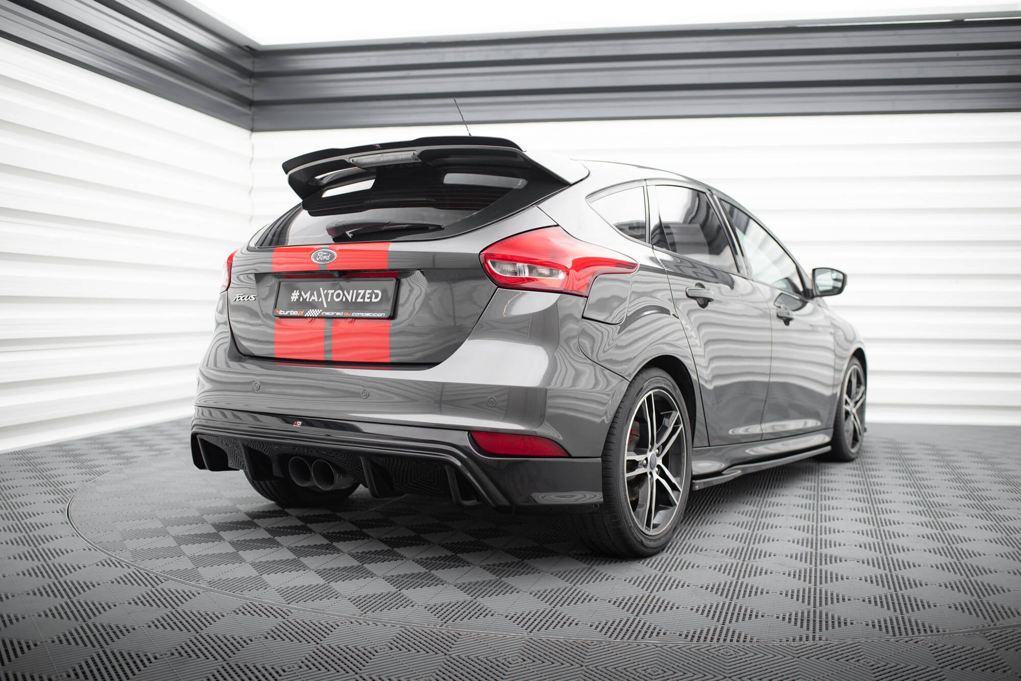 Rear valance ford focus st mk3 fl (rs-look)