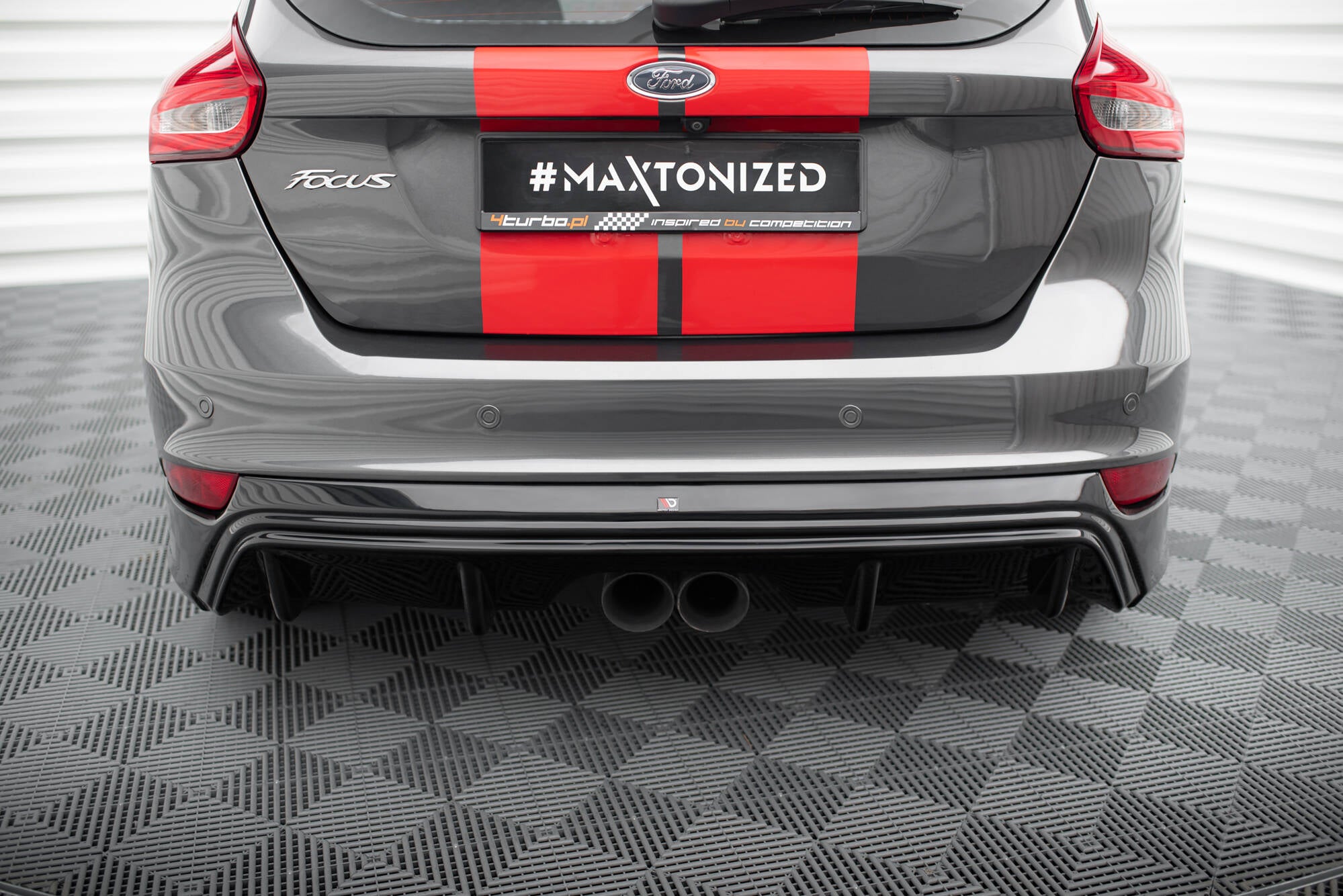 Rear valance ford focus st mk3 fl (rs-look)