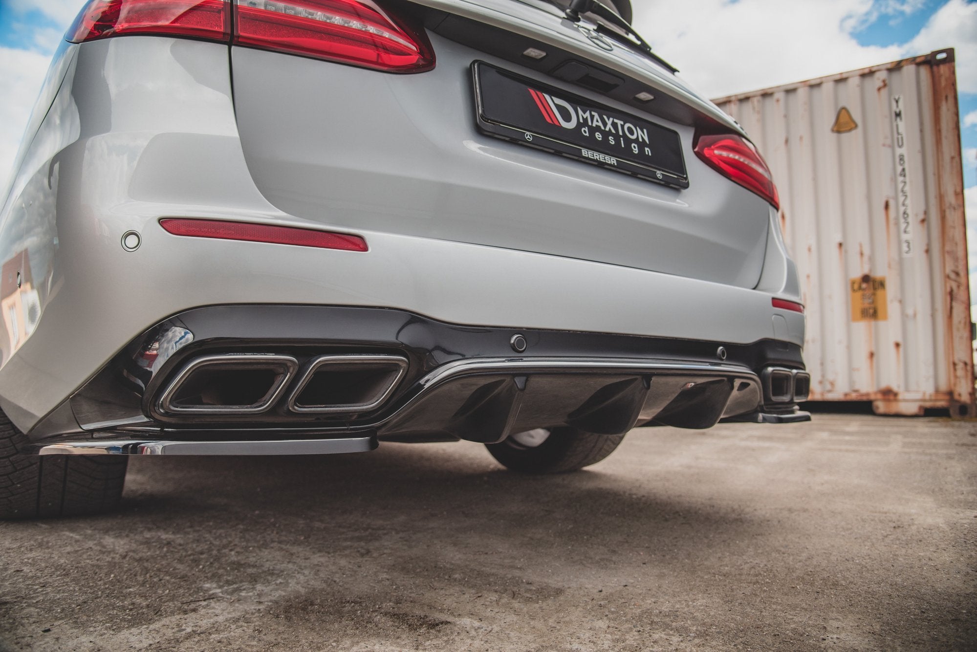 Rear valance mercedes-benz e63 amg estate s213