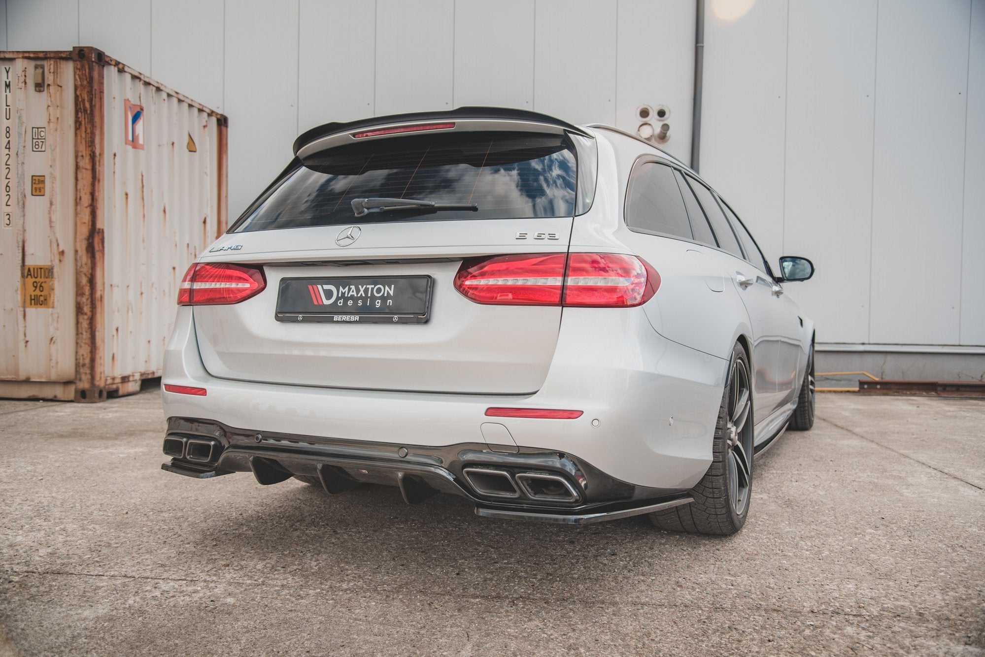 Rear valance mercedes-benz e63 amg estate s213