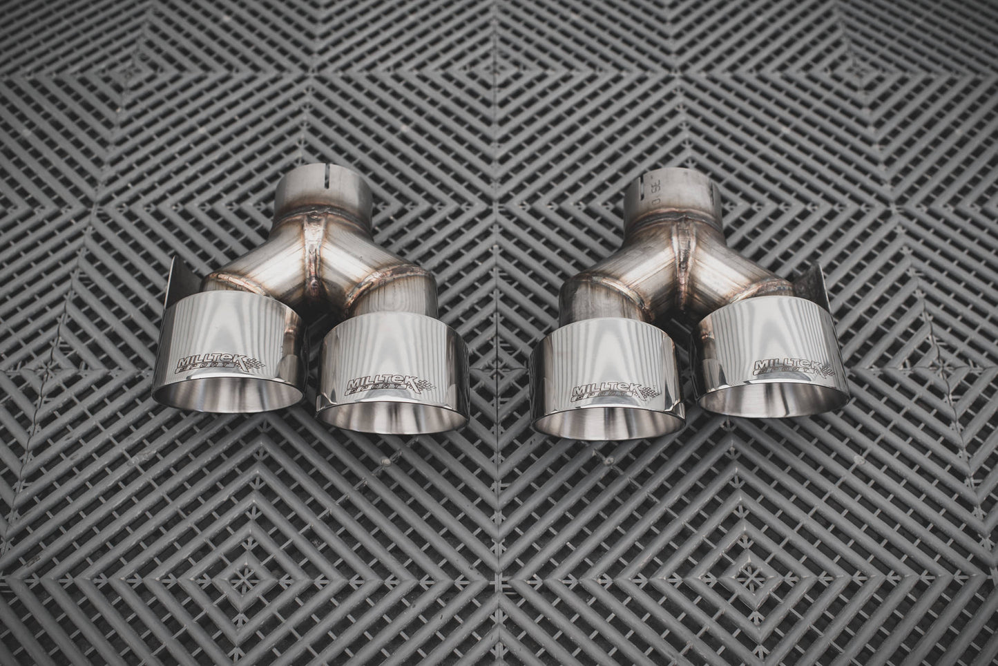 Bagerste valance + Milltek Sport udstødning Audi RS3 Sportback 8v ansigtsløftning