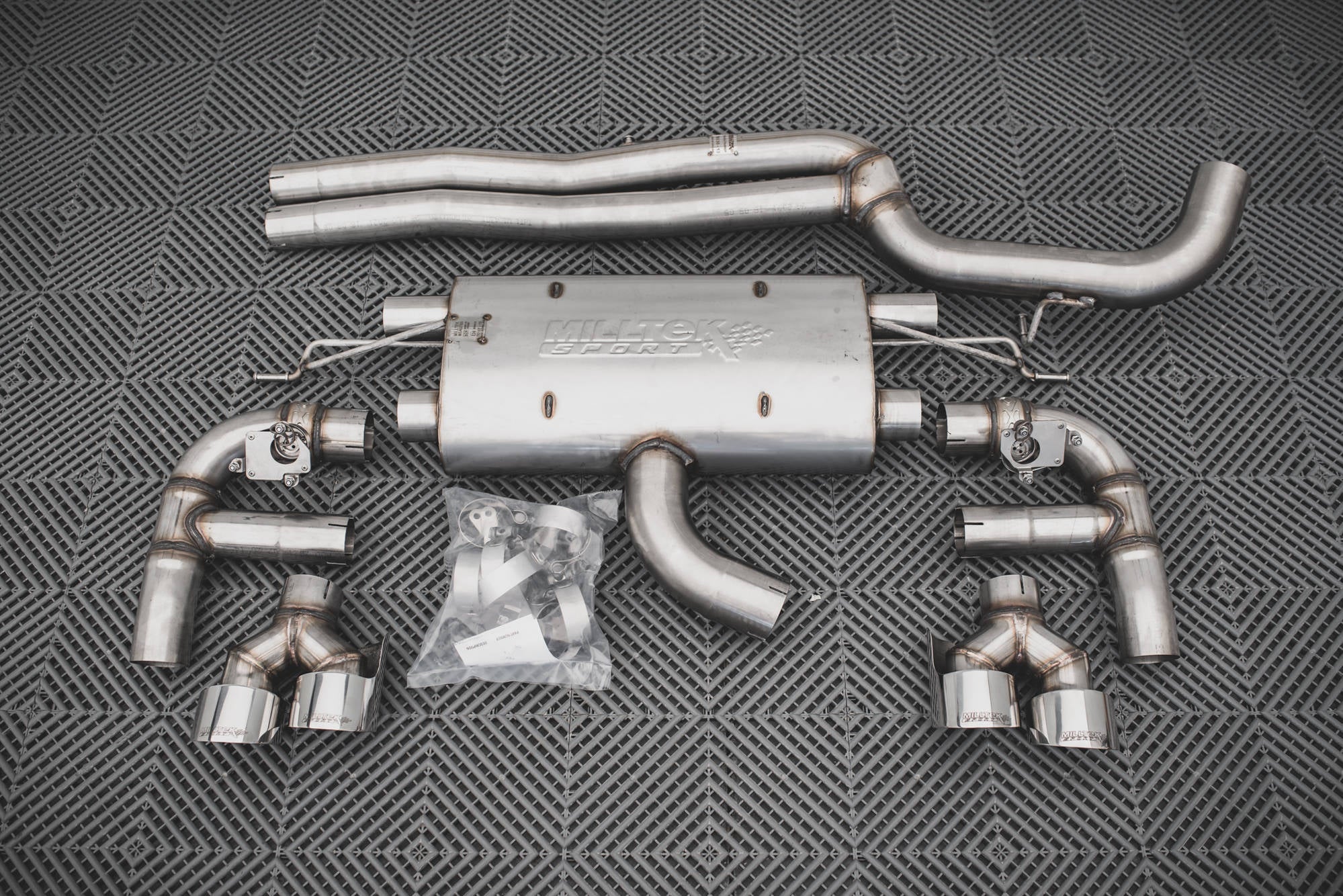 Rear valance + milltek sport exhaust audi rs3 sportback 8v facelift