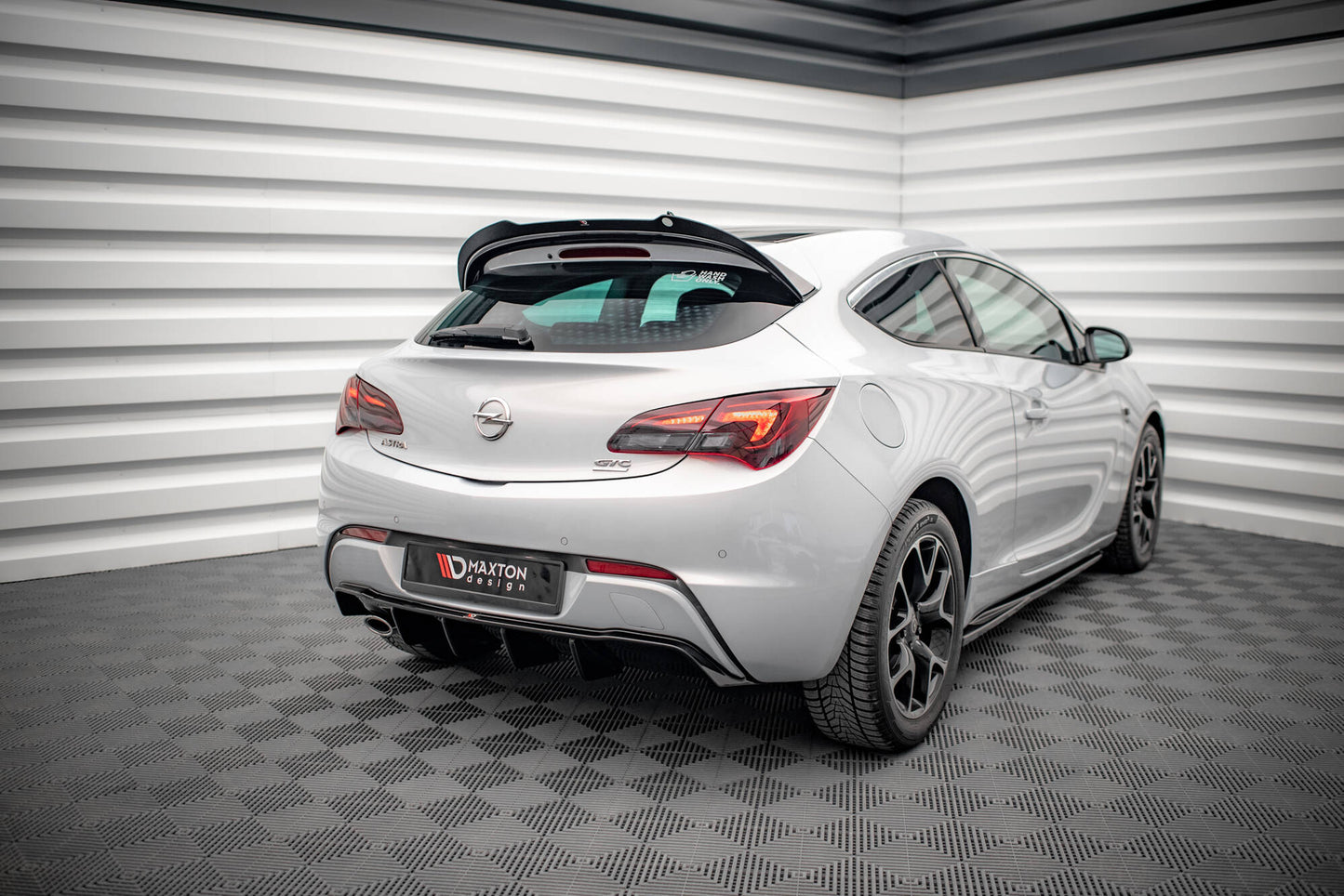 Rear valance opel astra gtc opc-line j (version with single exhaust on one side)