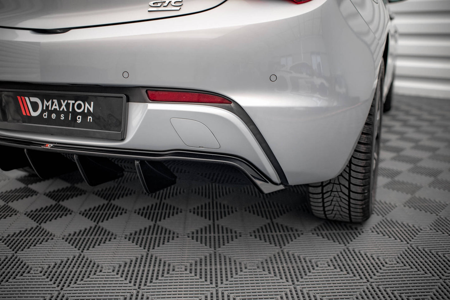 Rear valance opel astra gtc opc-line j (version with single exhaust on one side)