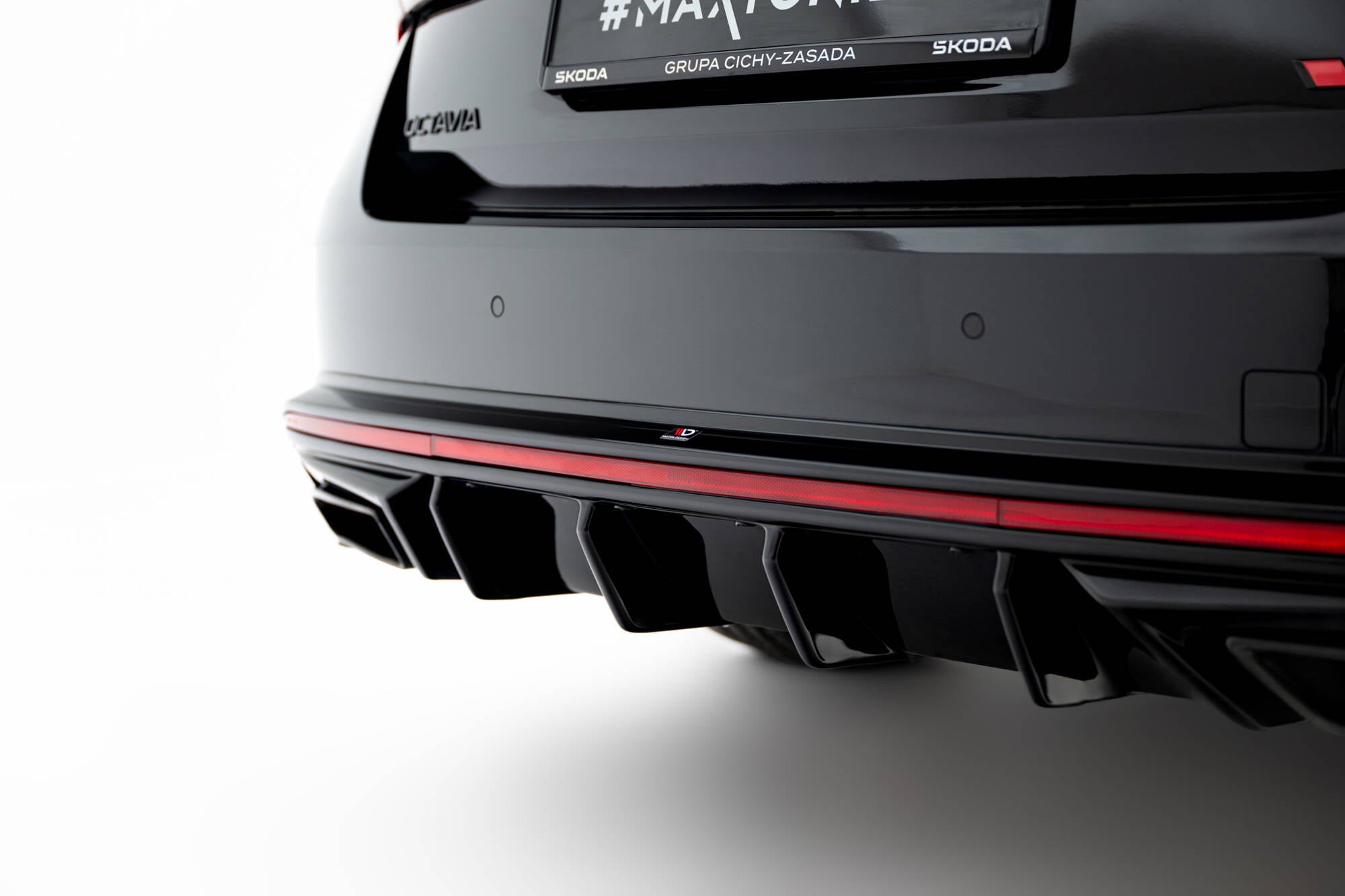 Takavalance Skoda Octavia RS Liftback / Combi Mk4 Facelift