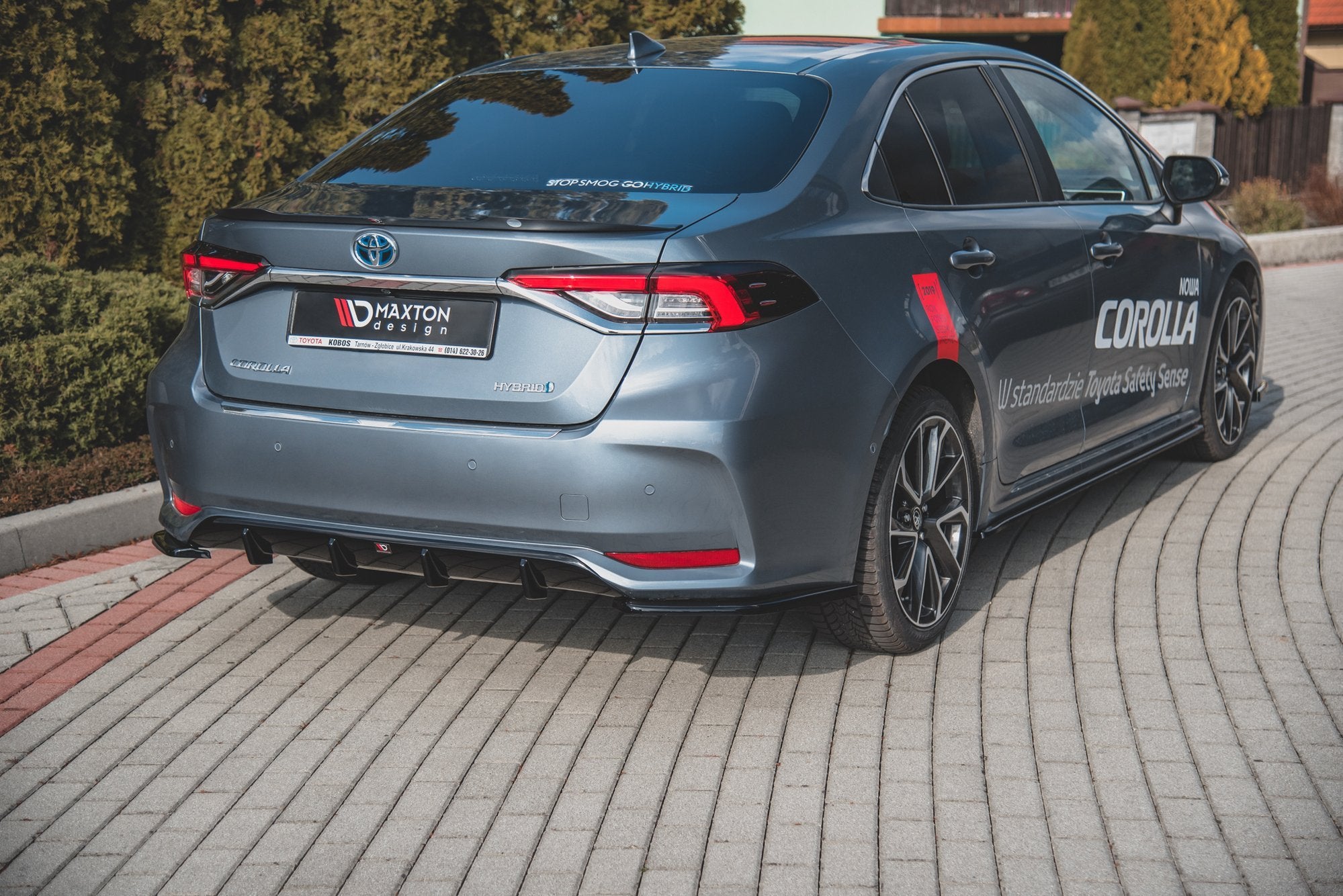 Takaosa valance toyota corolla xii siitä lähtien