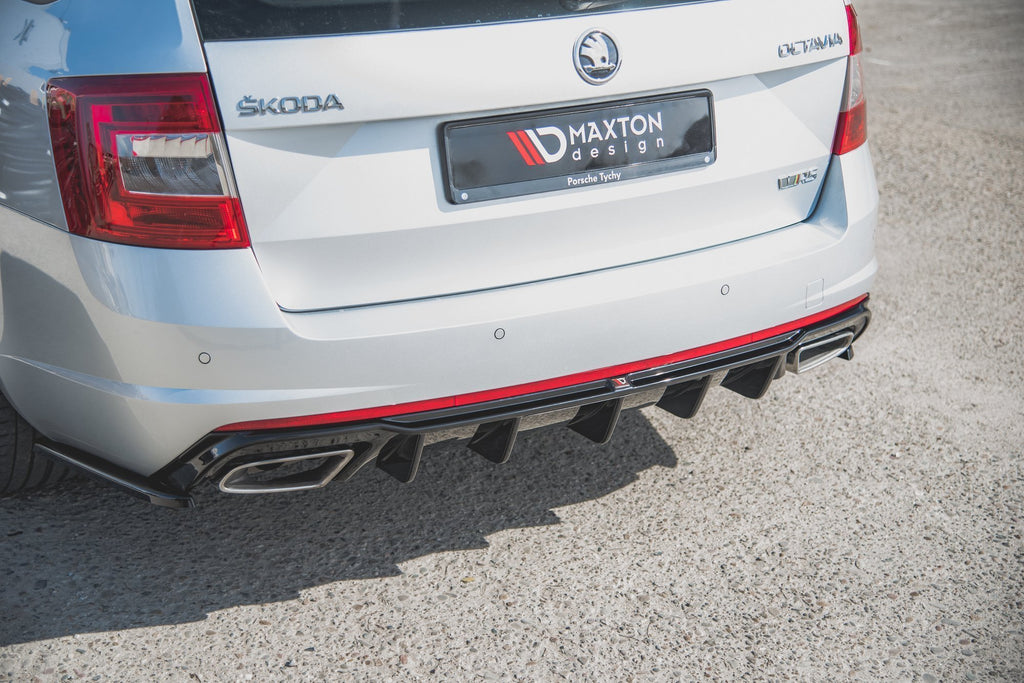 Takavalance v.2 Skoda Octavia RS MK3 / MK3 FL viistoperä / kiinteistö
