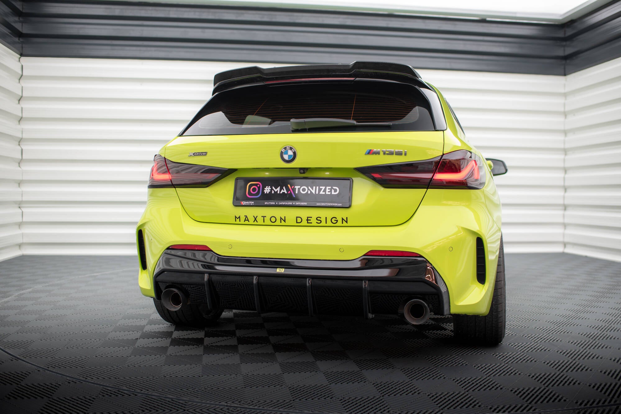 Rear valance v.3 bmw 1 f40 m-pack/ m135i (version with single exhausts on two sides)